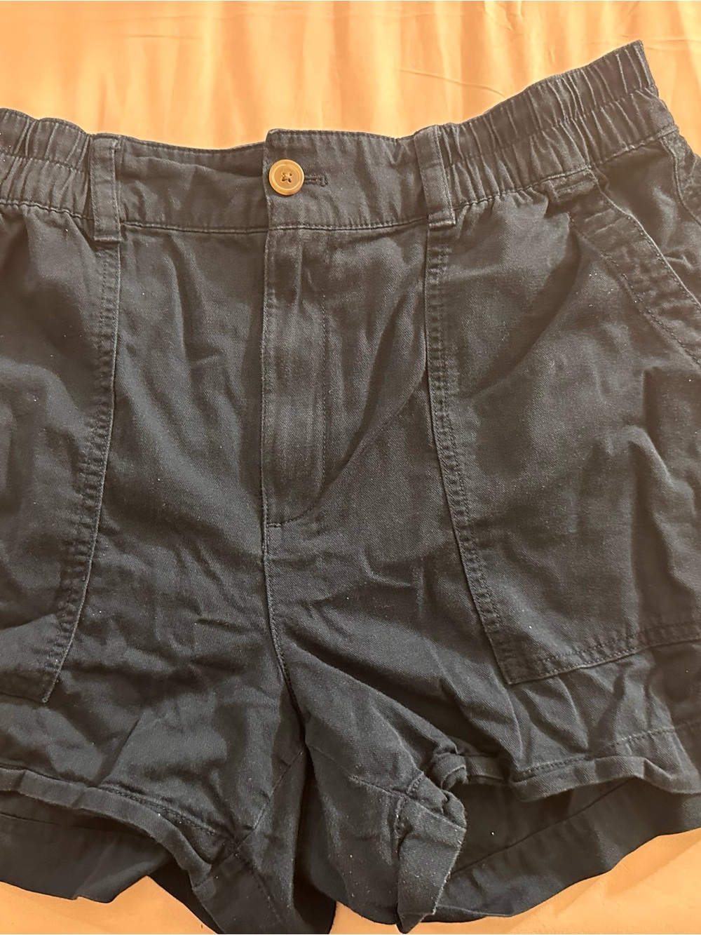 GAP Black Flat Front Elastic-Waist Women’s Shorts